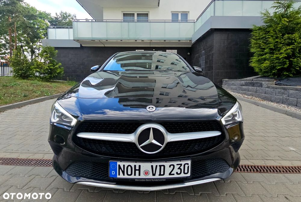 Mercedes-Benz CLA 200 d 8G-DCT Edition Progressive Line - 2