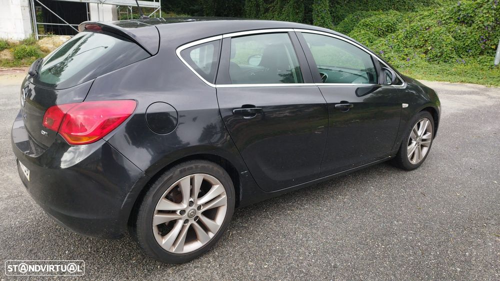 Opel Astra - 10