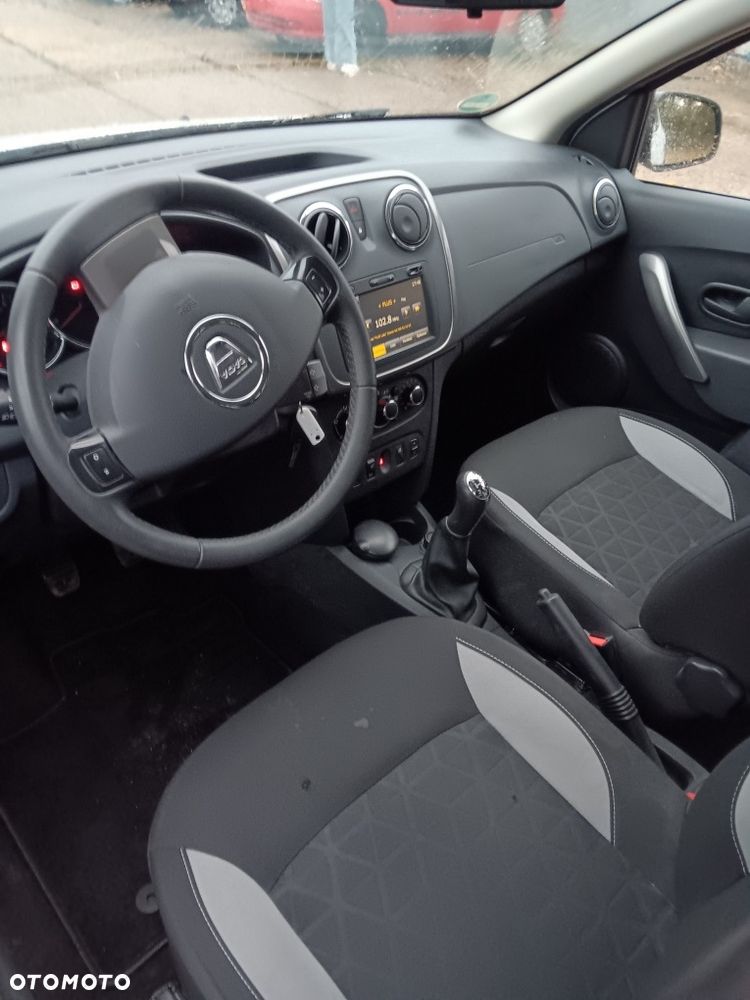 Dacia Sandero TCe 90 LIVE - 5