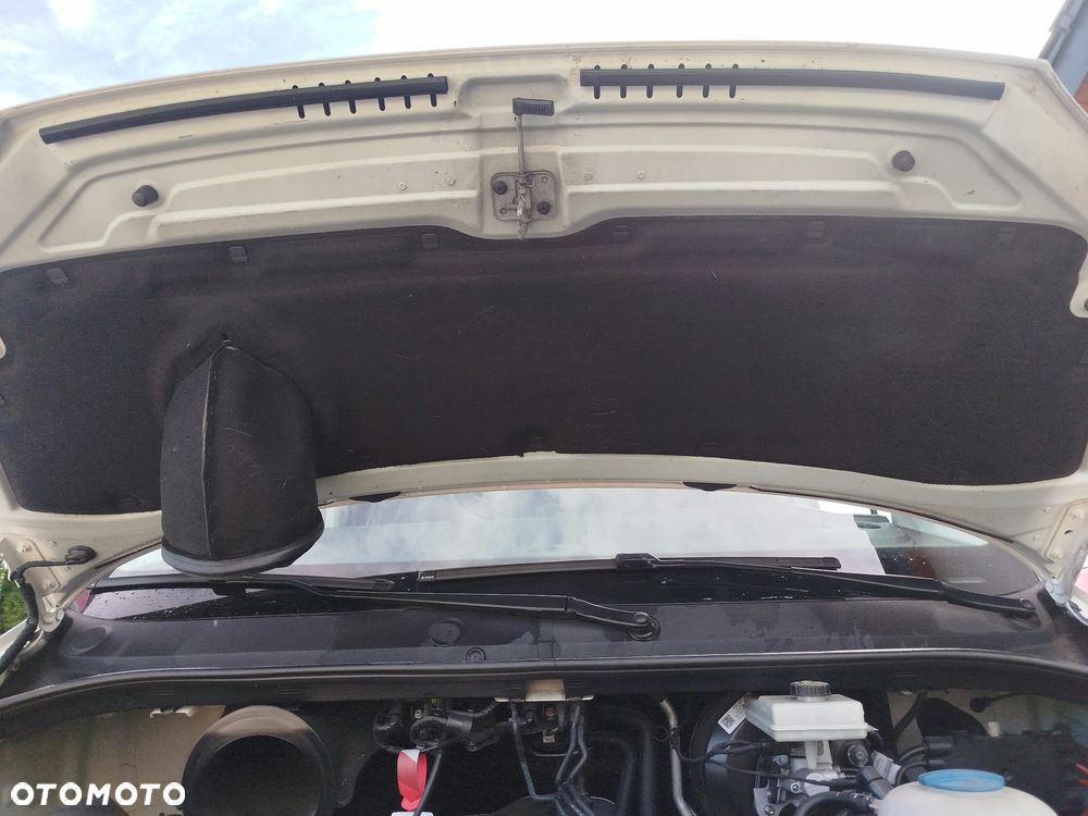Volkswagen CRAFTER - 16