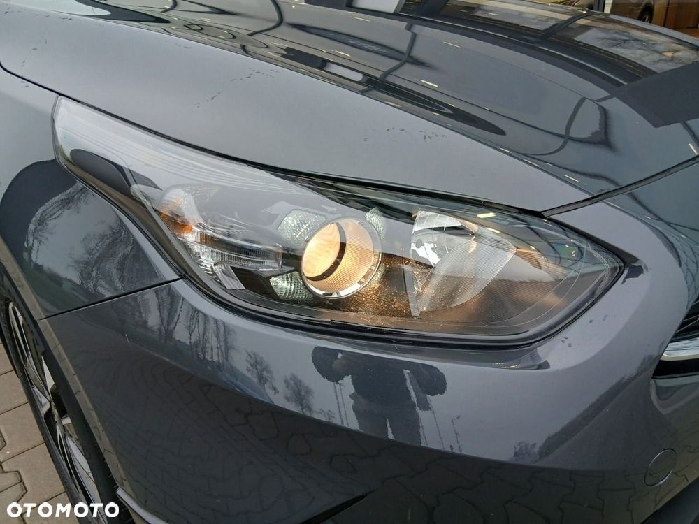 Kia Ceed 1.5 T-GDI M DCT - 11