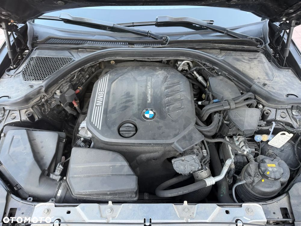 BMW Seria 3 320d xDrive Advantage - 24