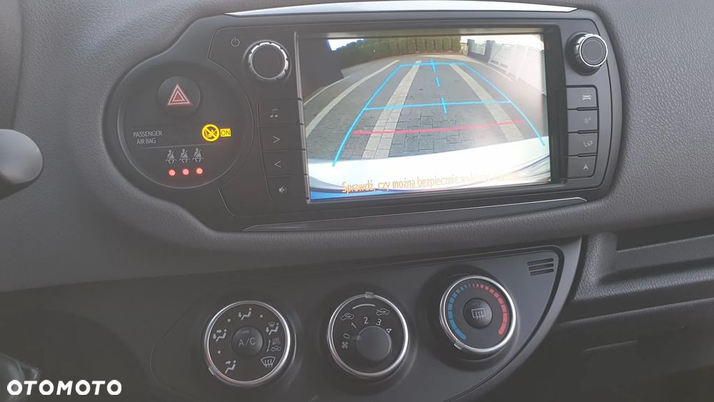 Toyota Yaris - 33
