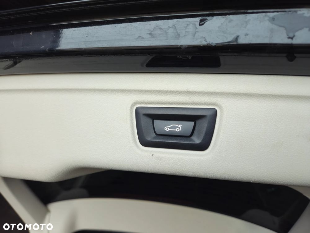 BMW Seria 3 318d MHEV Advantage - 29