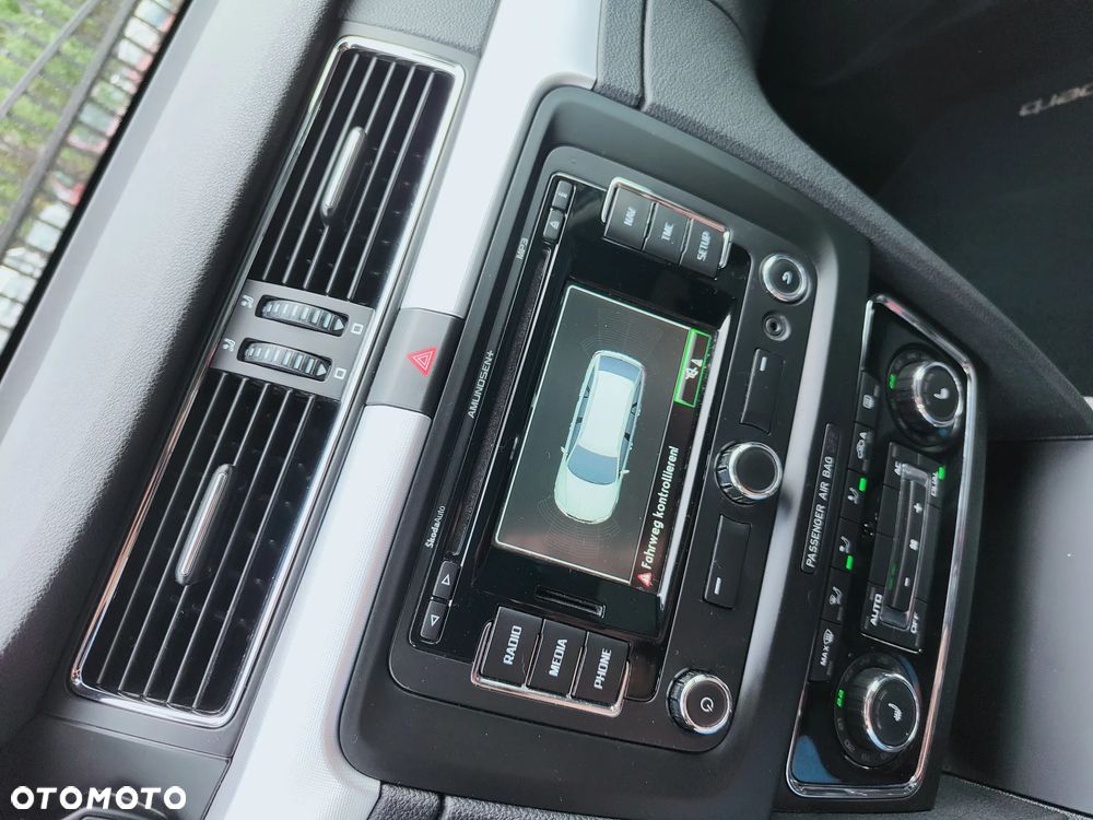 Skoda Superb 2.0 TDI Green tec Ambition - 15