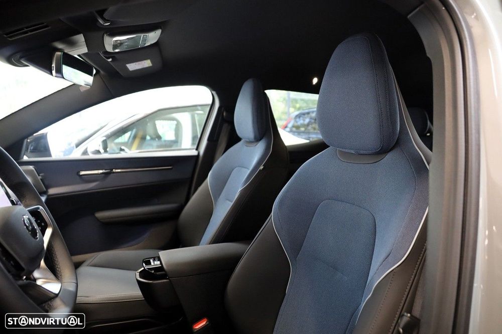 Volvo EX30 69 kWh Single Motor Extended Range Plus - 8