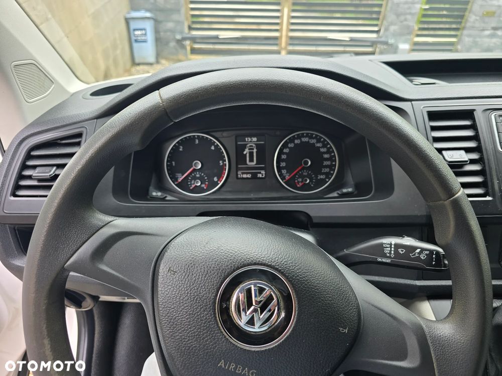 Volkswagen TRANSPORTER - 14