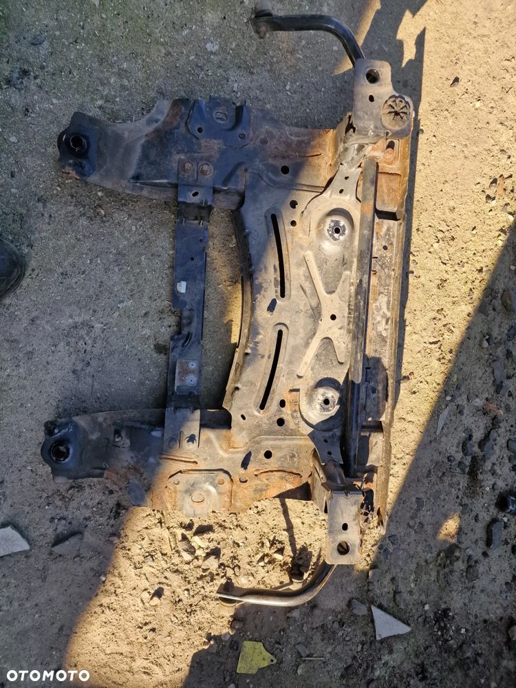 Belka zawieszenia  przód  twingo III smart forfour II - 3