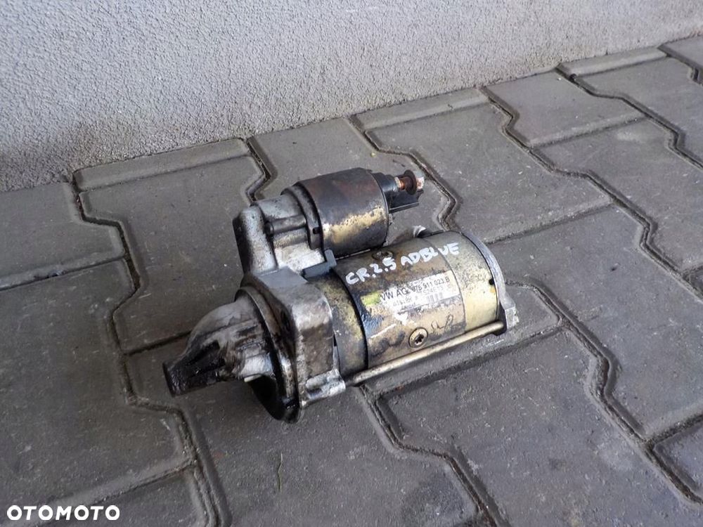 VW CRAFTER 2.5 TDI ADBLUE ROZRUSZNIK STARTER - 1