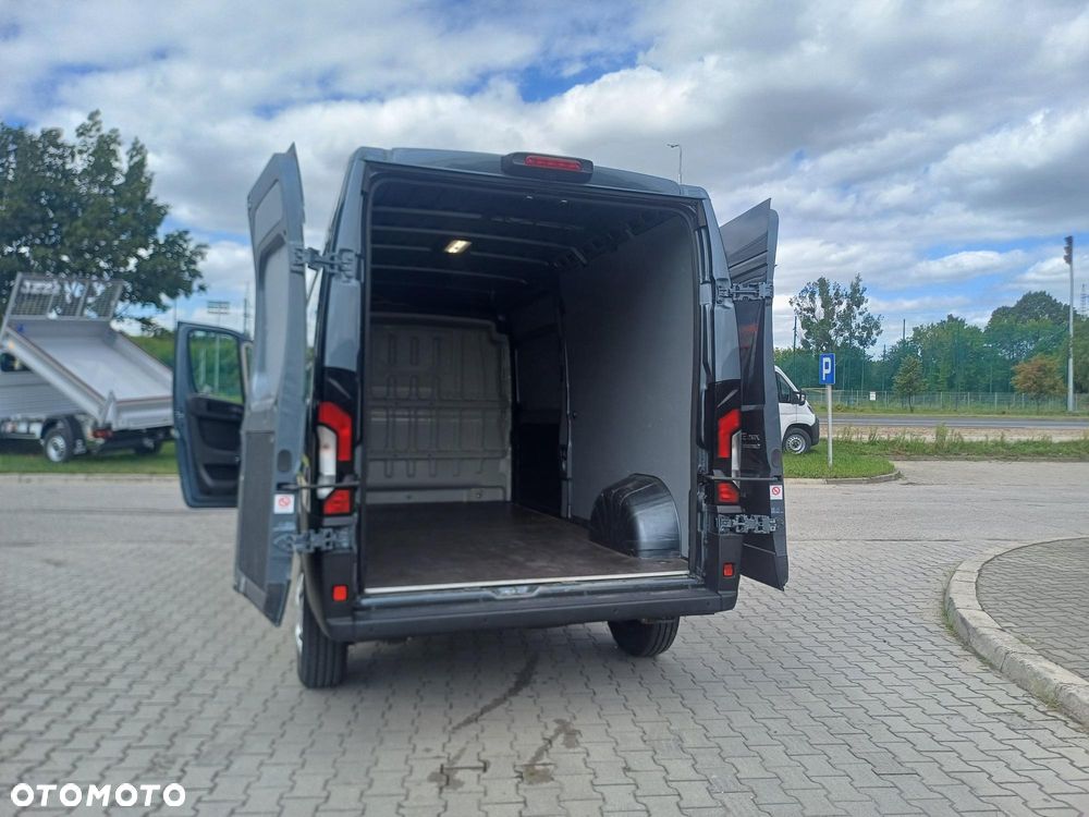 Toyota Proace Max - 12
