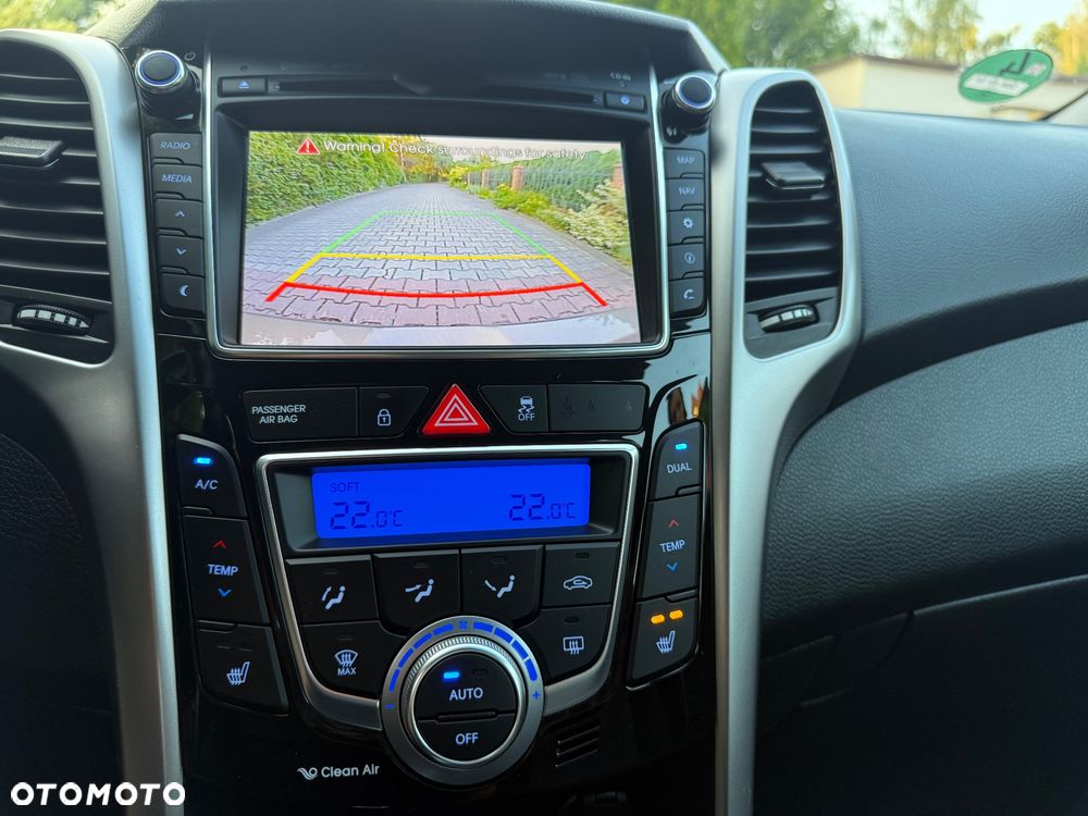 Hyundai i30 1.6 Fifa World Cup Edition - 27