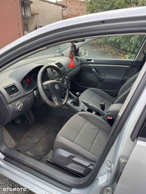 Volkswagen Golf - 2