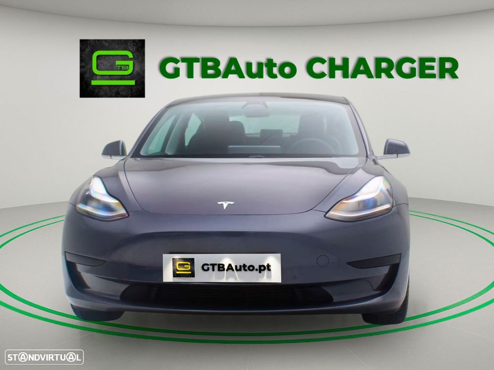 Tesla Model 3 - 3