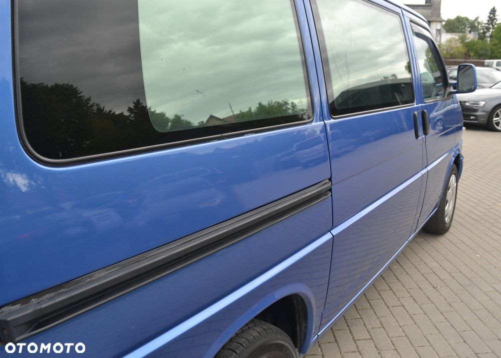 Volkswagen Multivan - 7