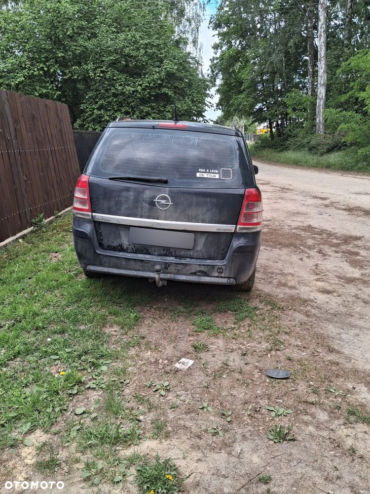 Opel Zafira - 4