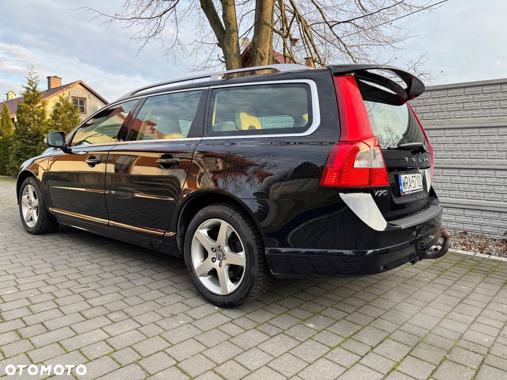 Volvo V70 2.0D Summum - 4