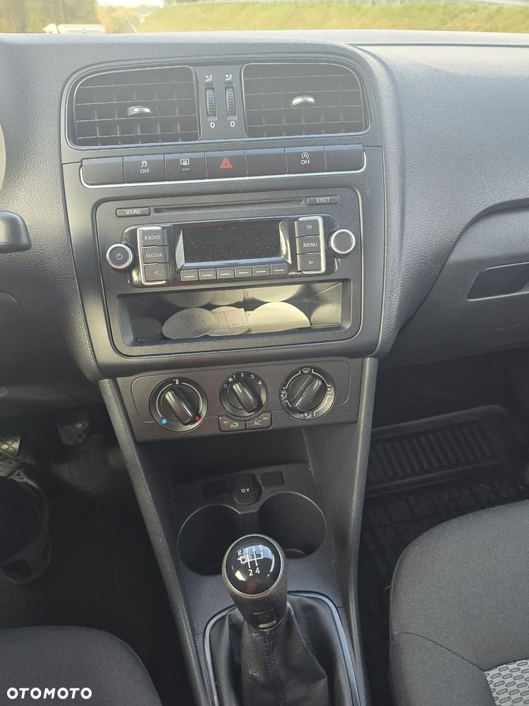 Volkswagen Polo - 13