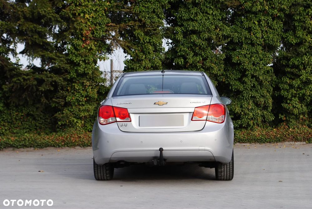 Chevrolet Cruze 1.8 LT - 7