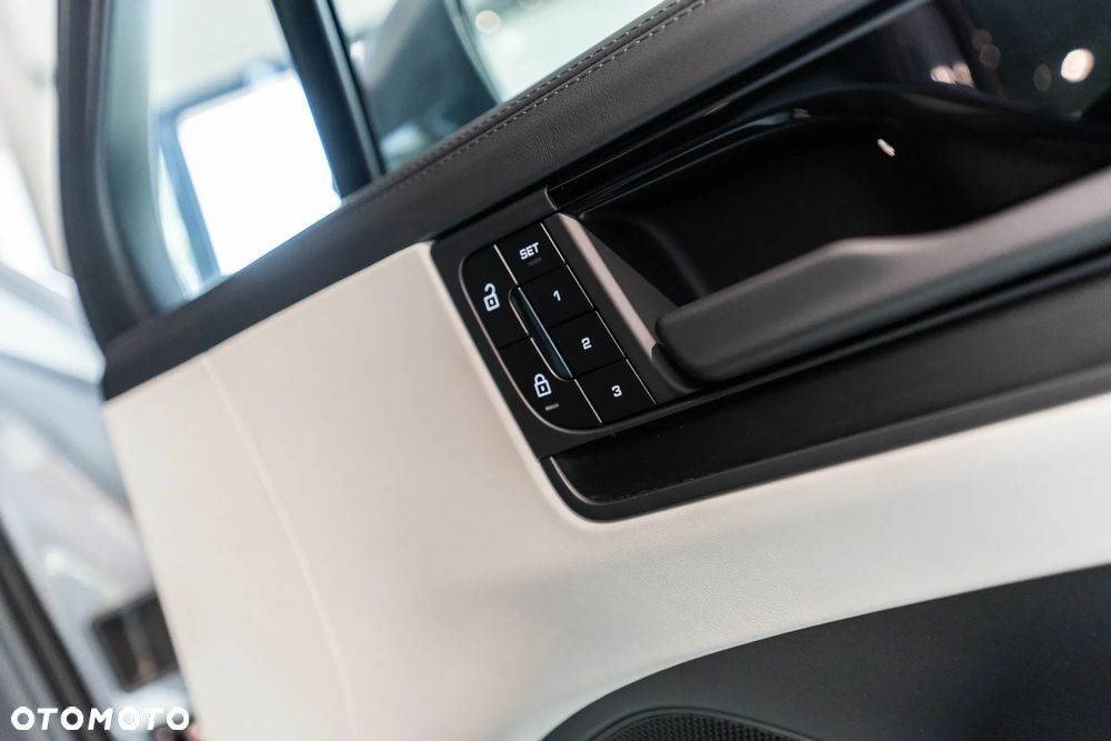 Porsche Cayenne Black Edition - 24