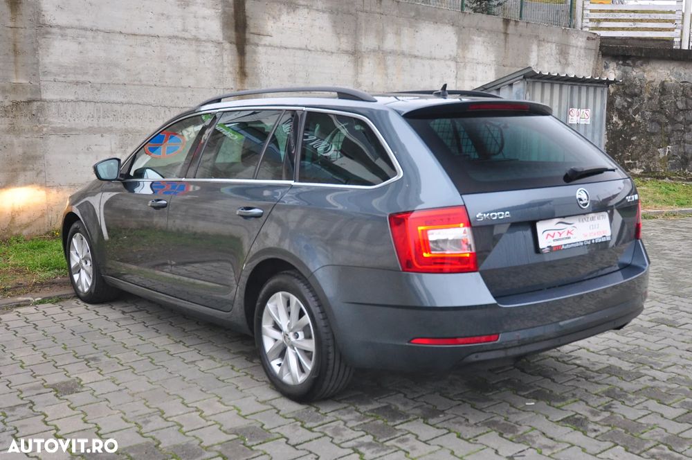 Skoda Octavia 1.5 TSI ACT DSG Ambition - 4