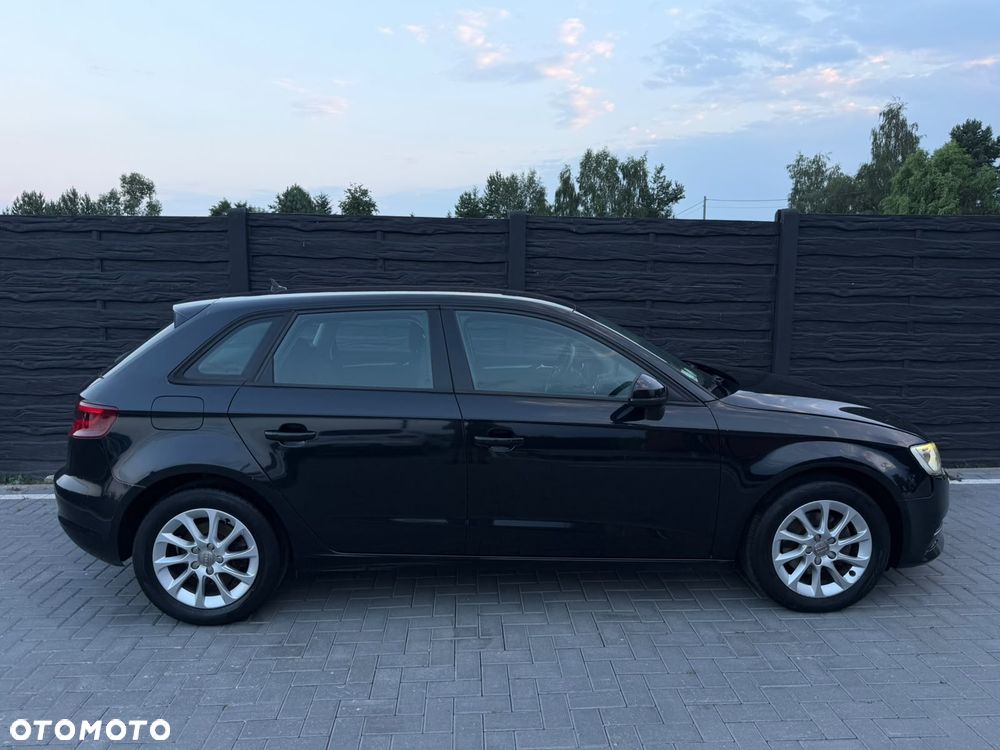 Audi A3 Sportback 2.0 TDI S tronic - 31