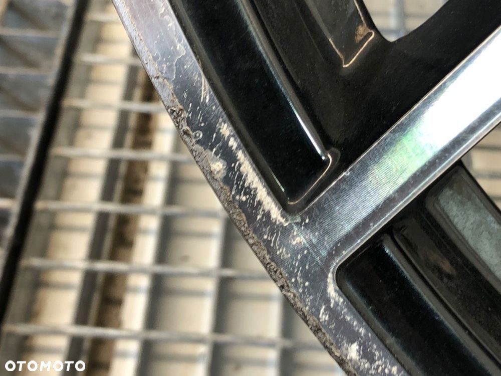 FELGI ALU KOMPLET 21 9,5J 5X112 66 ET 25  AUDI   4G0601025CJ - 15