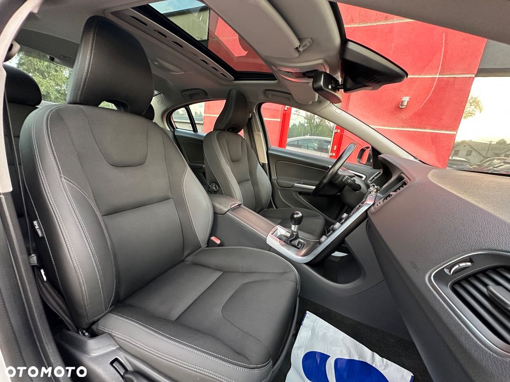 Volvo S60 D2 - 18