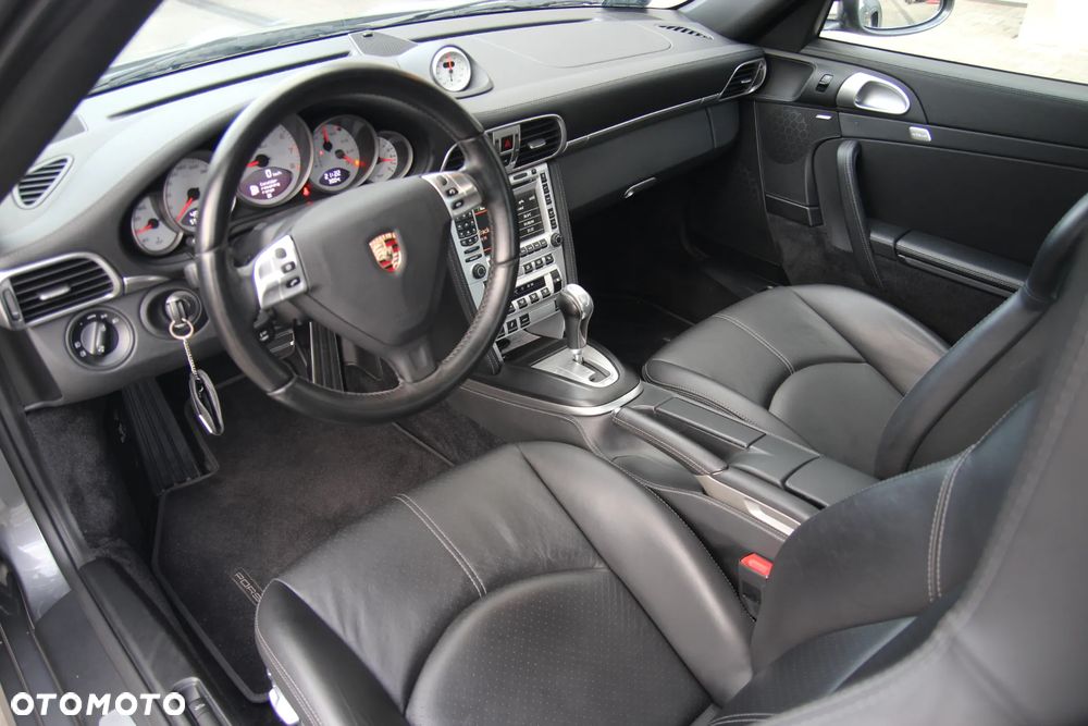 Porsche 911 - 31