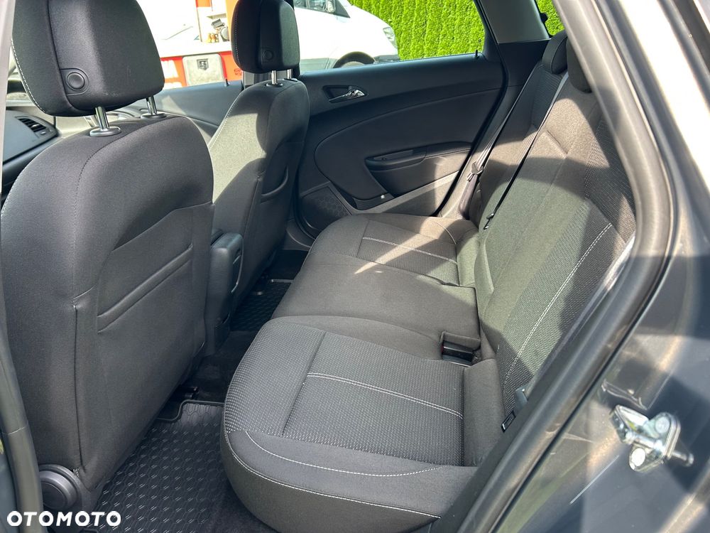 Opel Astra 1.4 Turbo Exklusiv - 12