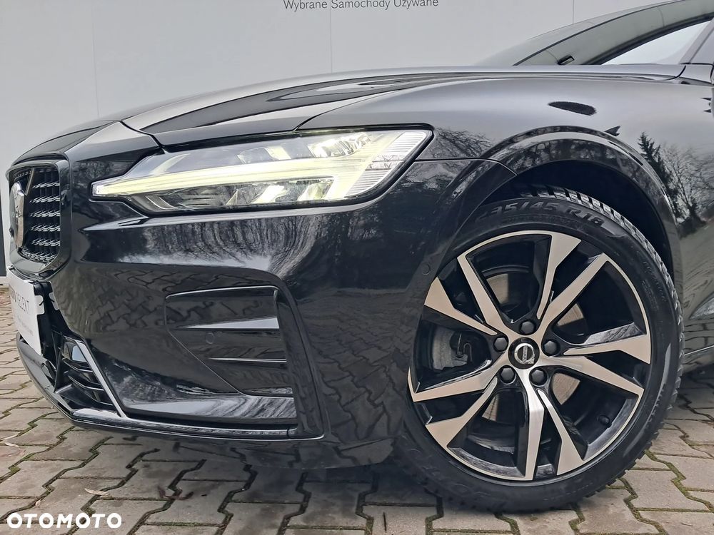 Volvo V60 B4 B Plus Dark - 9