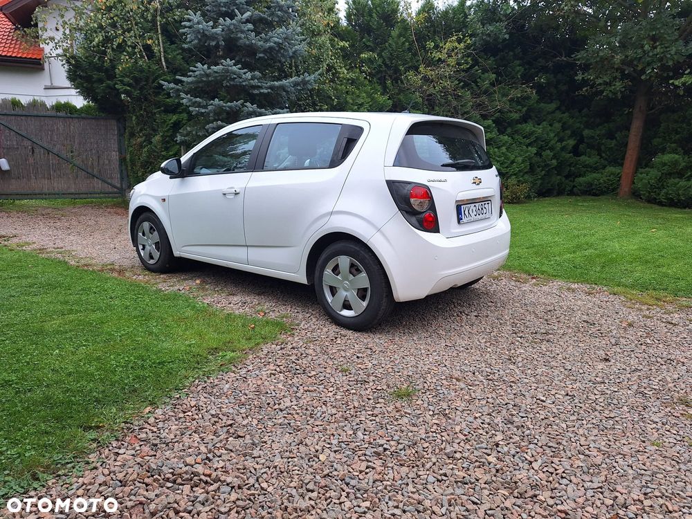 Chevrolet Aveo 1.2 LT+ - 11