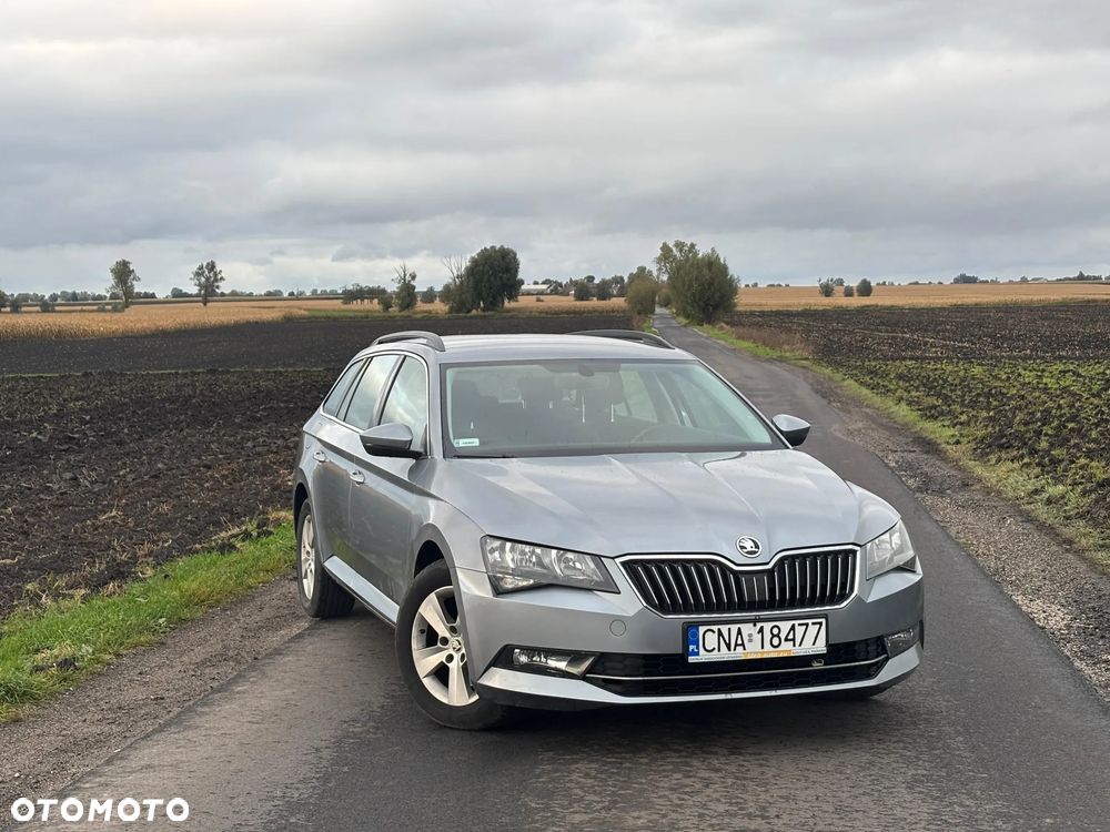 Skoda Superb 1.6 TDI Ambition DSG - 4