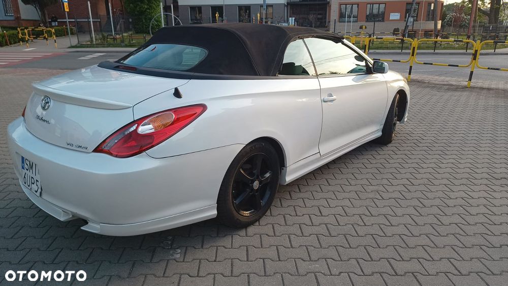 Toyota Camry Solara - 2