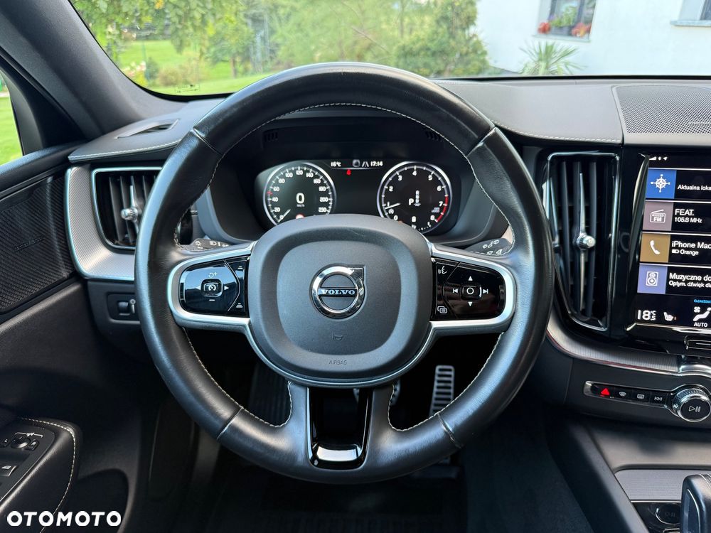 Volvo XC 60 B5 B AWD Geartronic RDesign - 21