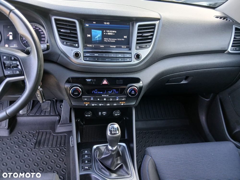 Hyundai Tucson blue 1.7 CRDi 2WD Classic - 24