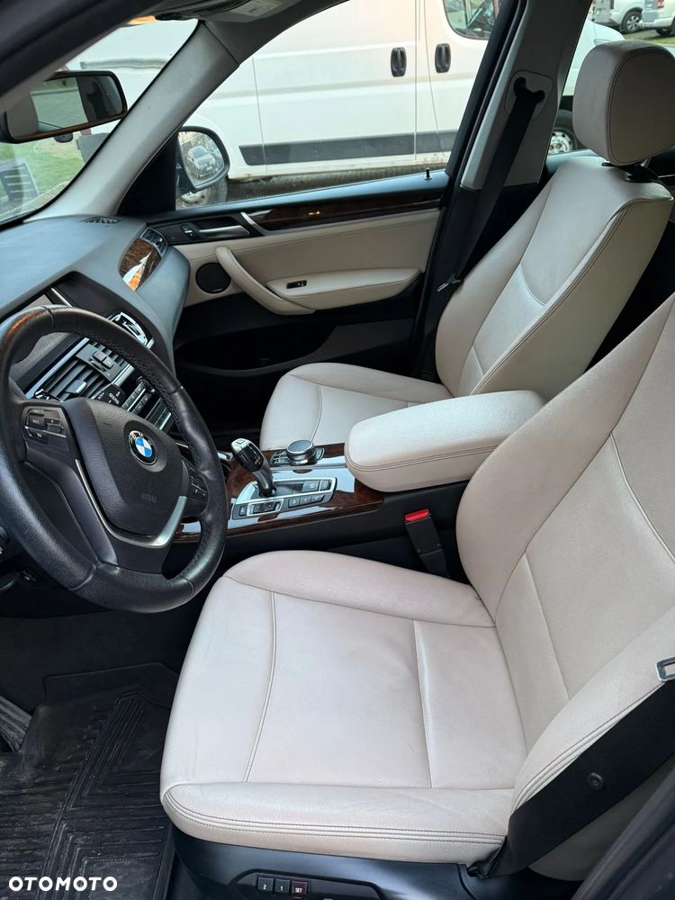 BMW X3 28i xDrive - 8