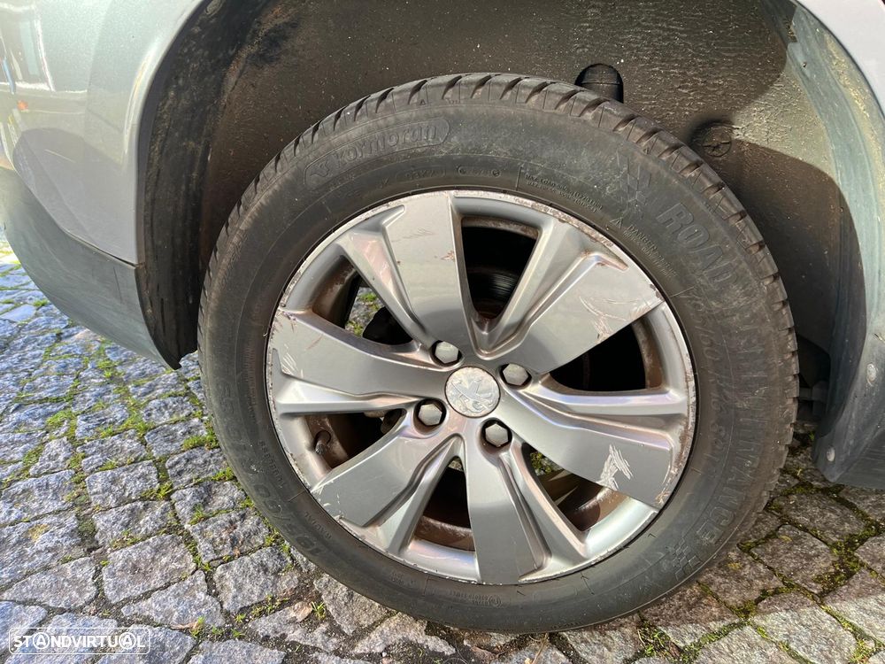 Peugeot 2008 1.2 PureTech Active - 16
