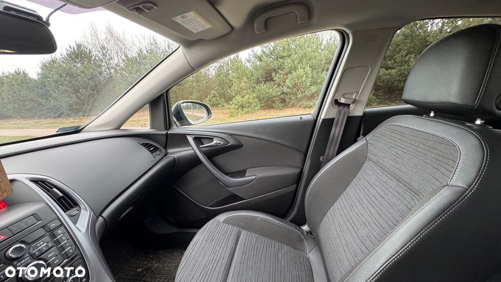 Opel Astra 1.4 T Executive EU6 - 11