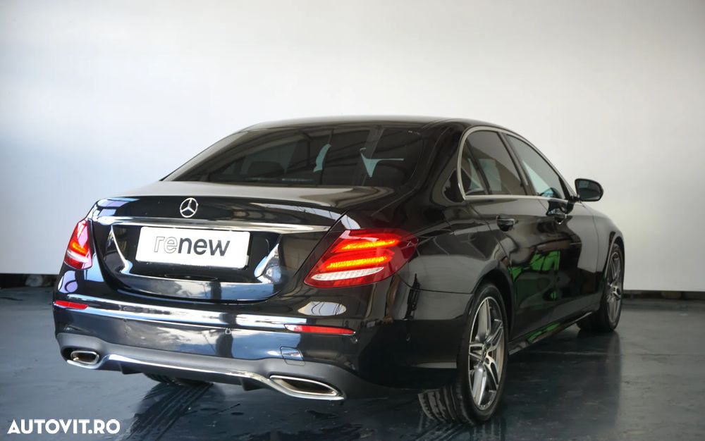 Mercedes-Benz E 200 4MATIC Aut. - 2