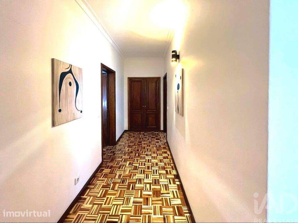 PentHouse T5 em Mafamude e Vilar do Paraíso de 207 m2 - Grande imagem: 4/25