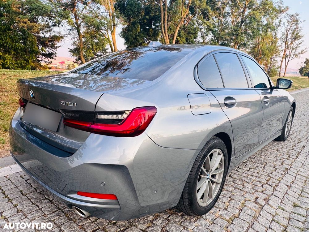 BMW Seria 3 318i Aut. - 11