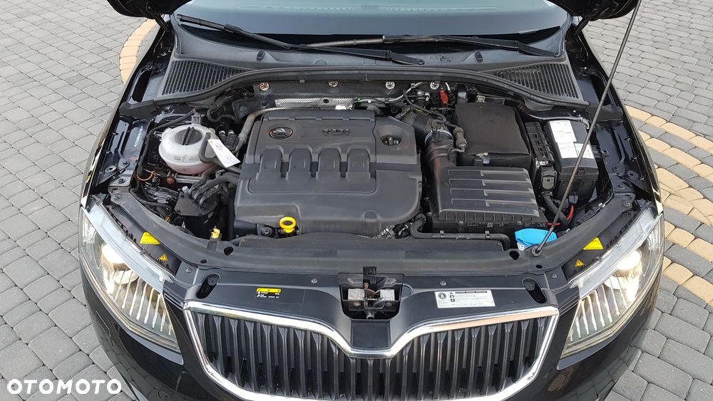 Skoda Octavia 2.0 TDI (Green tec) Joy - 38