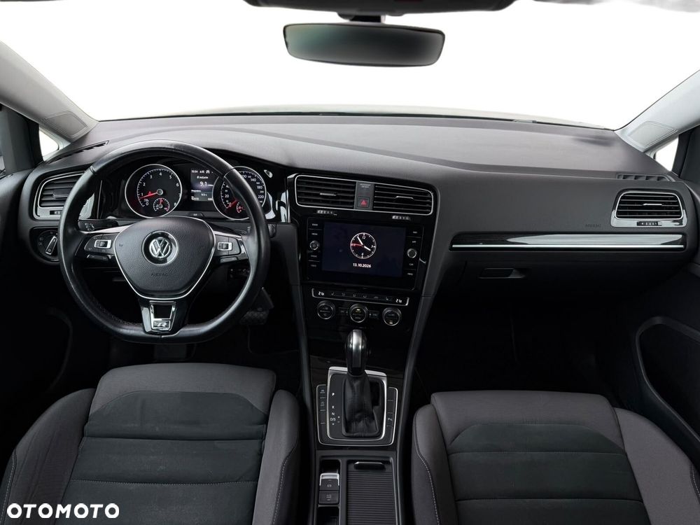 Volkswagen Golf 1.5 TSI BMT Evo Highline DSG - 18