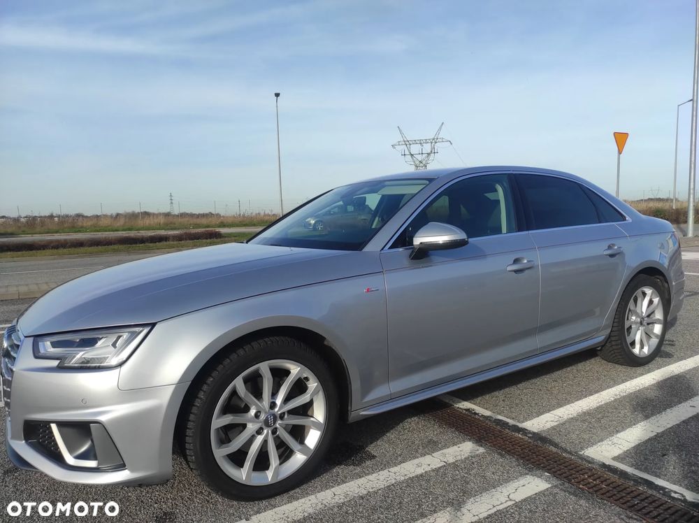 Audi A4 Limousine 35 TFSI mHEV S Line S tronic - 3