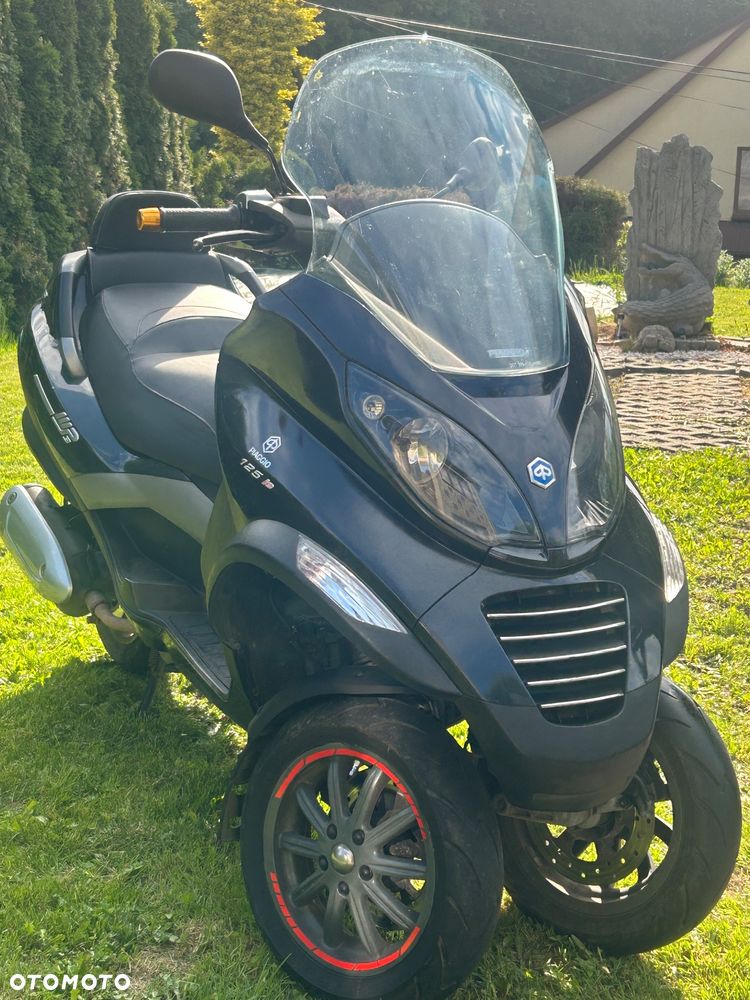 Piaggio MP-3 - 9