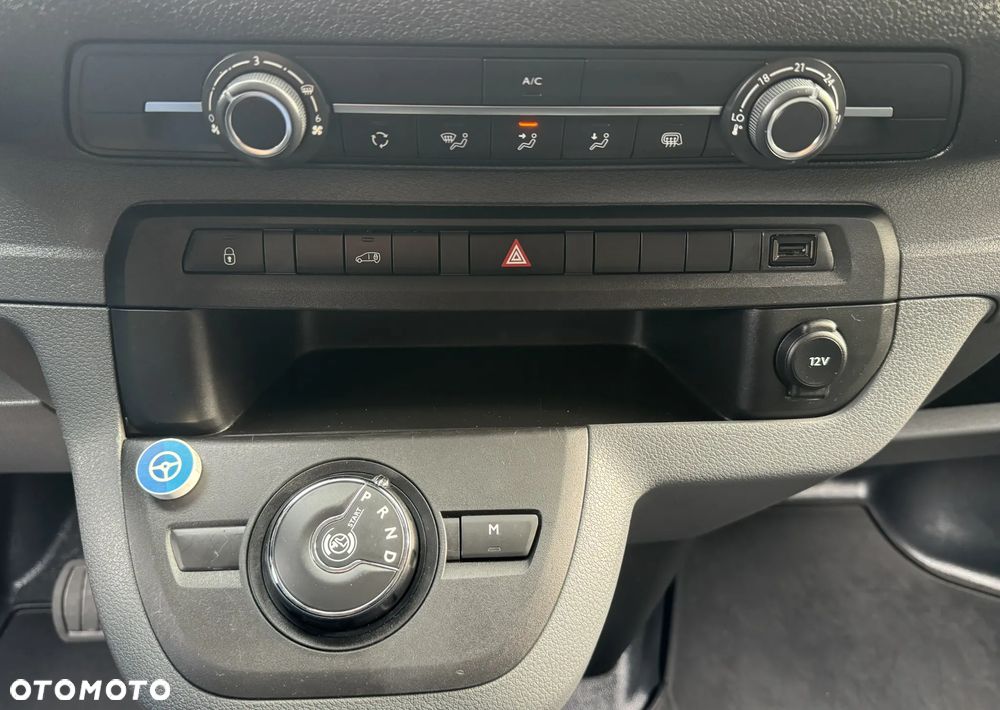 Opel Vivaro - 18