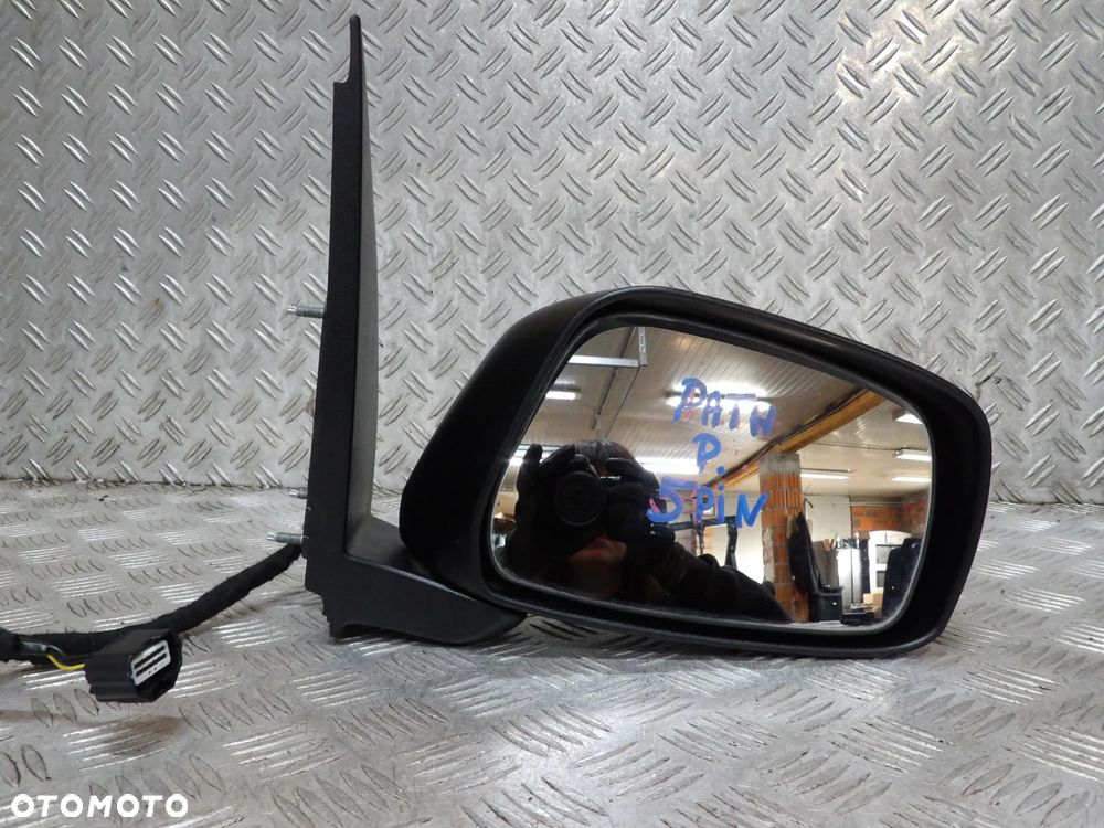 NISSAN PATHFINDER R51 LUSTERKO PRAWE 5 PIN - 2