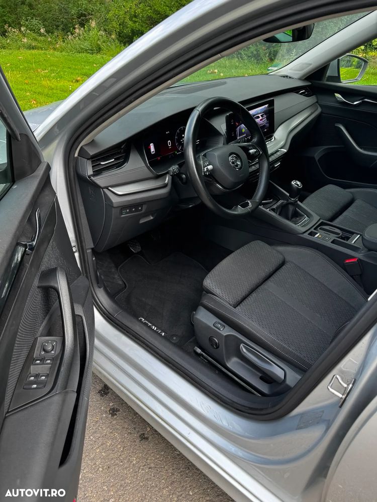 Skoda Octavia 2.0 TDI Clever - 25