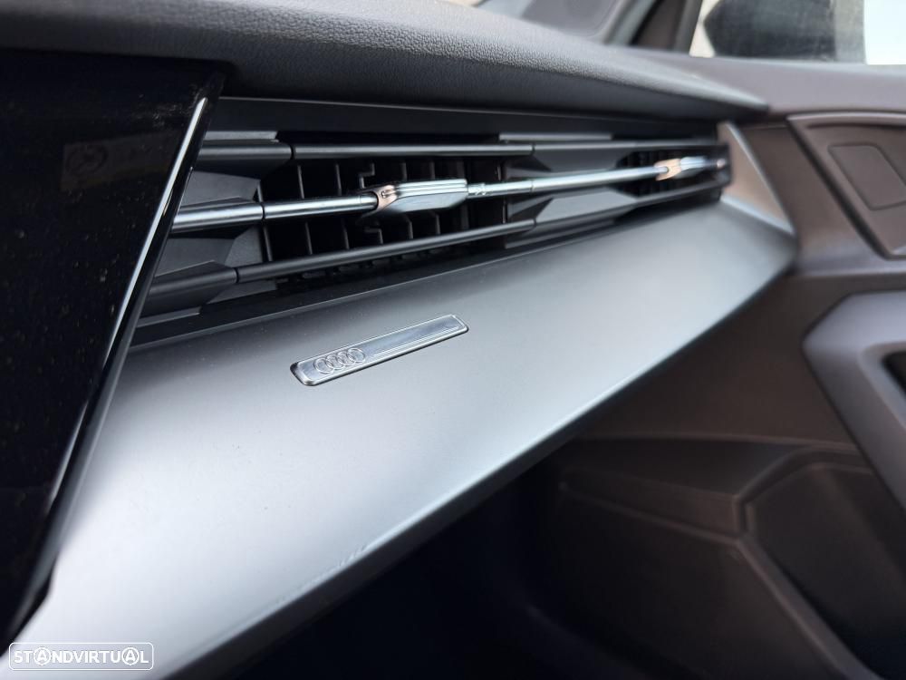 Audi A3 Limousine 30 TFSI S tronic sport - 22