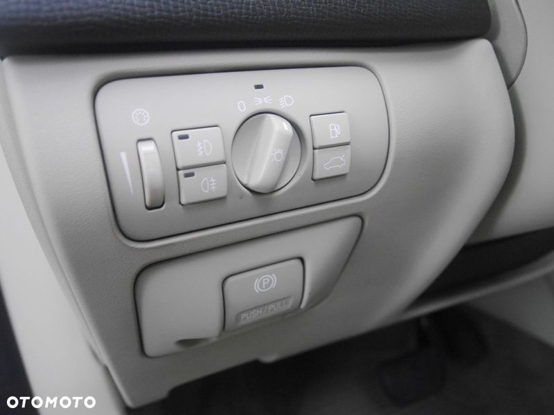 Volvo XC 60 - 20